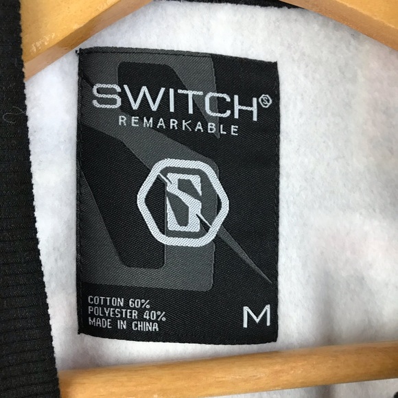 Switch Remarkable Men's Black Logo Crew Neck Pullover - Picture 6 of 6